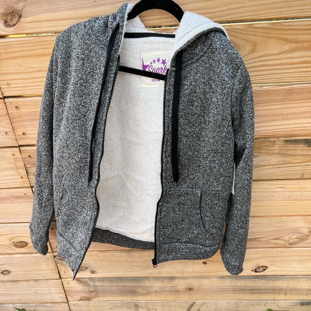 Spark Kids NWT Jacket Size M